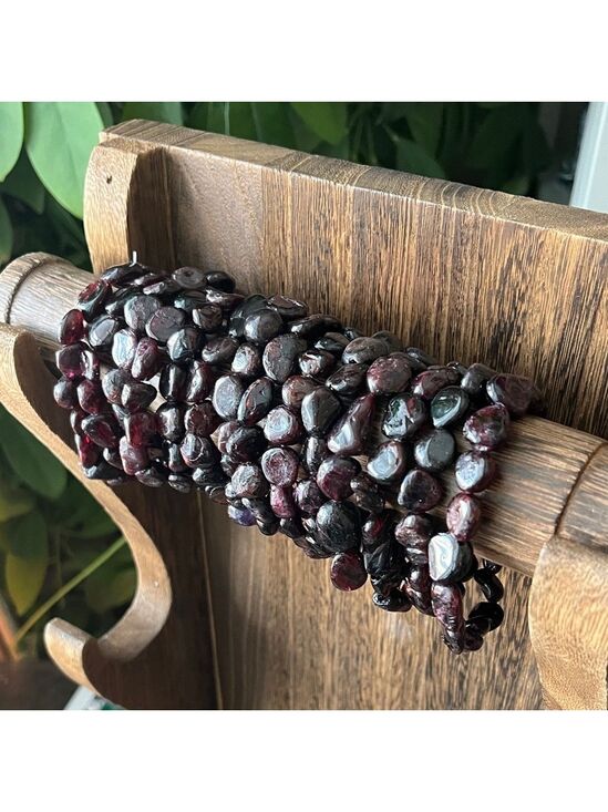 overthemoon2020 Jewelry - Garnet tumble bracelet